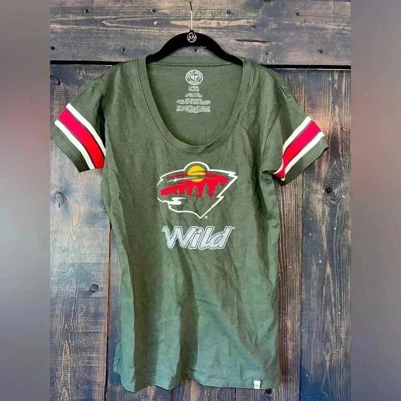 47 Brand Minnesota Wild NHL Hockey T-Shirt Green‎ Striped Sleeve Logo Large C24 - Picture 1 of 5